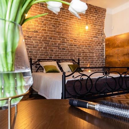 Смольського, 6 Apartman Lviv Kültér fotó