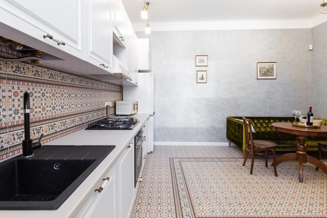 Смольського, 6 Apartman Lviv Kültér fotó